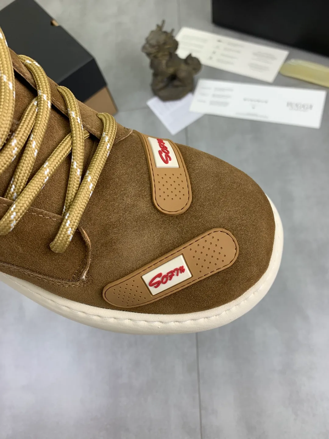 Men's men's shoes 💰P660 New arrival 🆕🆕🆕 IUGGI winter 🎄Q version ugly band-aid rhubarb boots men's trendy brand matte leather Martin boots high-top thick-soled big-toe shoes original designer cock-toe boots winter new retro men's shoes trendy and fashionable thick-soled bread shoes non-slip and wear-resistant Size: 39-44
